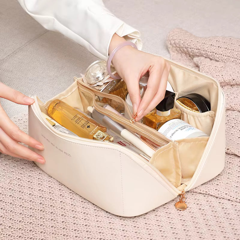 EsoraCase – Beauty Organizer & Reise-Kosmetiktasche